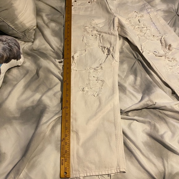 American Eagle ripped 90s boyfriend jeans - Picture 15 of 15